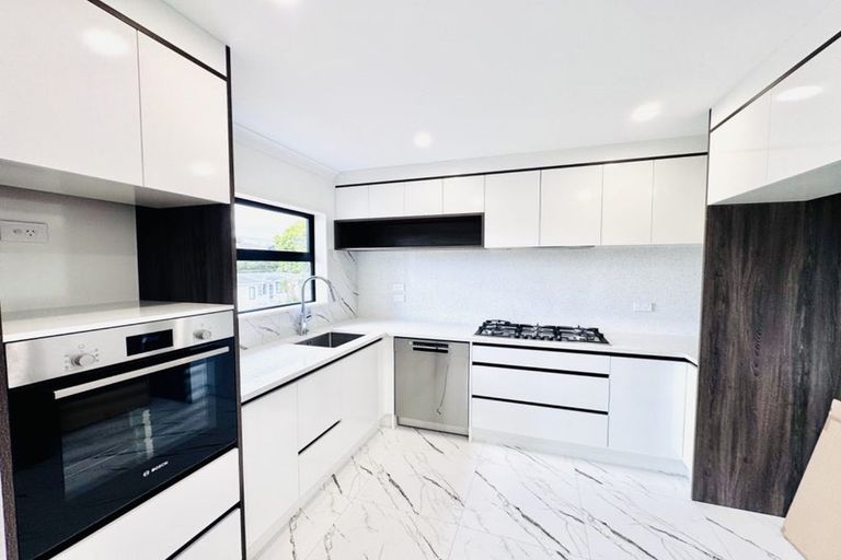 Photo of property in 18a Battersby Avenue, Mount Roskill, Auckland, 1041