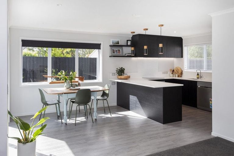 Photo of property in 203a Cranford Street, St Albans, Christchurch, 8014