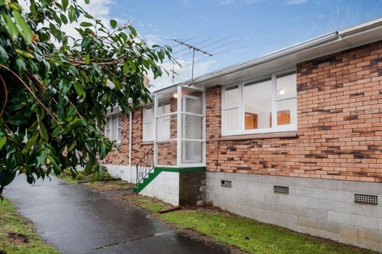 Photo of property in 2/571 Mount Albert Road, Royal Oak, Auckland, 1023