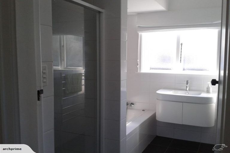 Photo of property in 178 Weston Road, St Albans, Christchurch, 8052