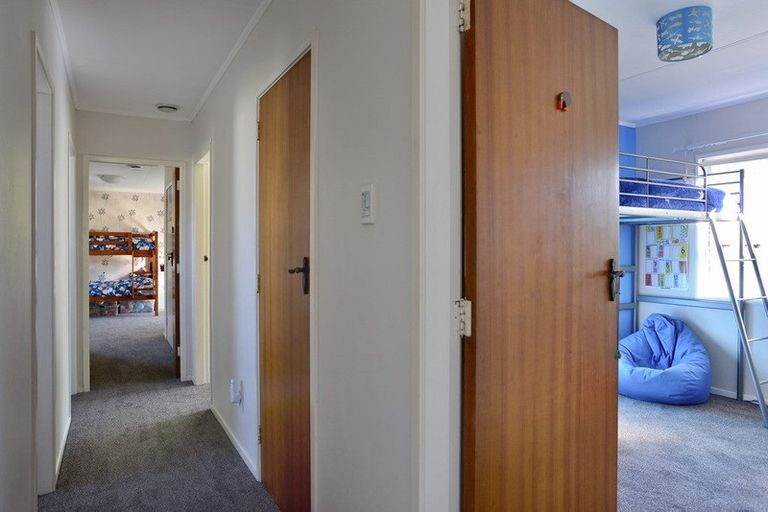 Photo of property in 20 Hornsby Street, Carterton, 5713