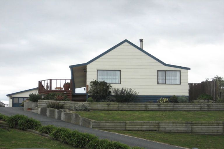 Photo of property in 21 Aranui Avenue, Waitarere Beach, Levin, 5510