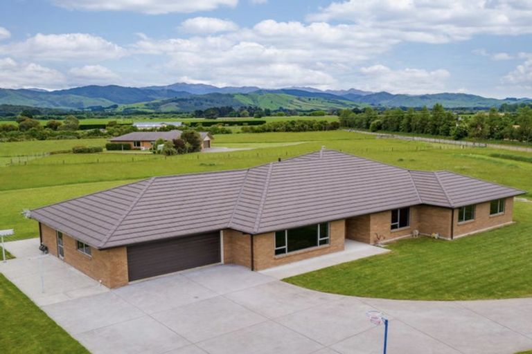 Photo of property in 65 Andersons Line, Clareville, Carterton, 5713