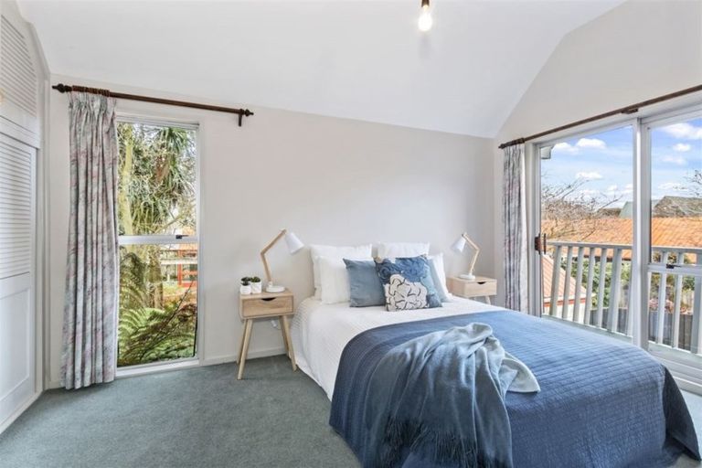 Photo of property in 2/15 Jamell Place, Avonhead, Christchurch, 8042