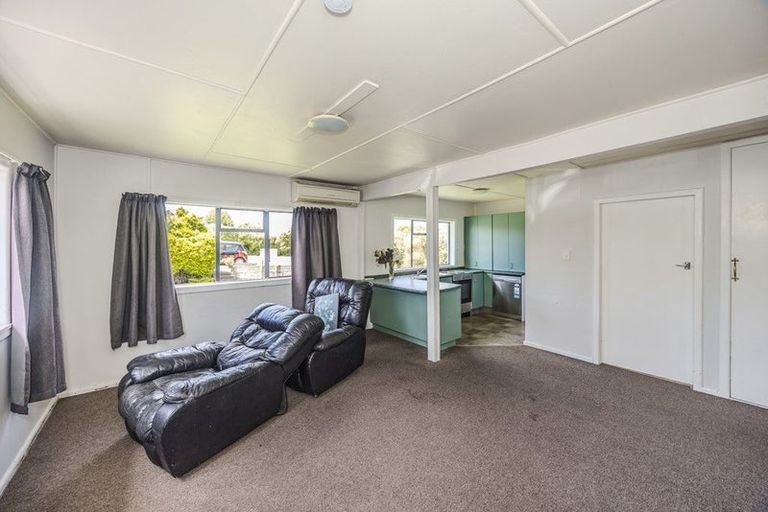 Photo of property in 12 Mersey Street, South Hill, Oamaru, 9400