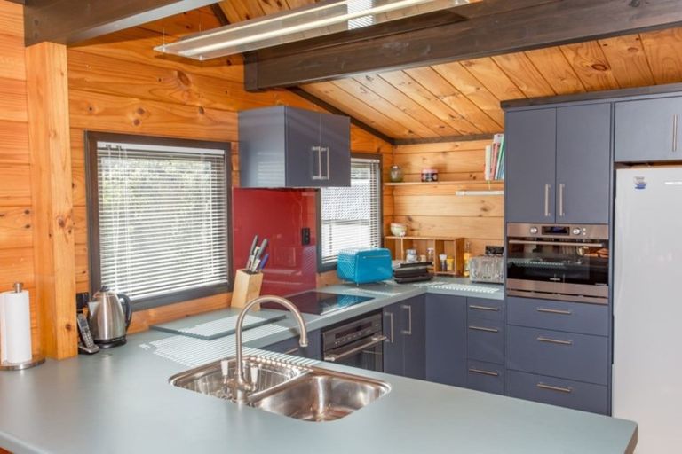 Photo of property in 22 Mowhanau Drive, Kai Iwi, Whanganui, 4574