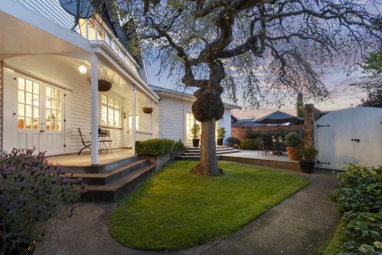 Photo of property in 74 Marne Street, Hokowhitu, Palmerston North, 4410