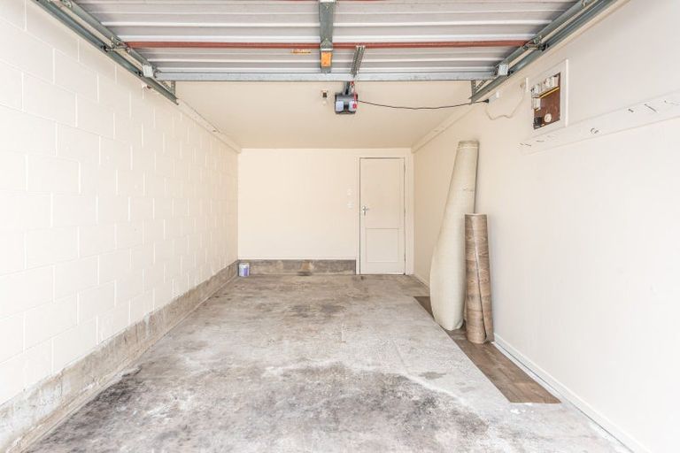 Photo of property in 1/54 Arran Crescent, Woolston, Christchurch, 8062