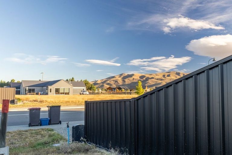 Photo of property in 10 Birch Hill Drive, Twizel, 7901