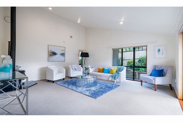 Photo of property in 208b Glengarry Road, Glen Eden, Auckland, 0602
