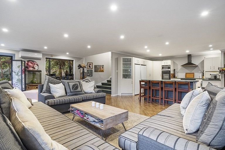 Photo of property in 63 Tram Road, Swanson, Auckland, 0614