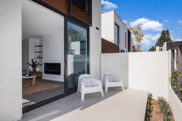 Photo of property in 138e Glandovey Road, Strowan, Christchurch, 8052