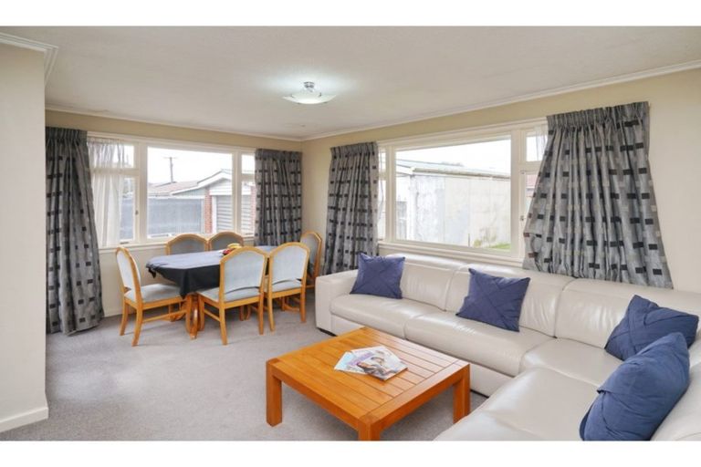 Photo of property in 130 Mooray Avenue, Bishopdale, Christchurch, 8053