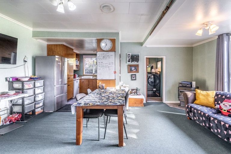 Photo of property in 54 Arthur Street, Gladstone, Invercargill, 9810