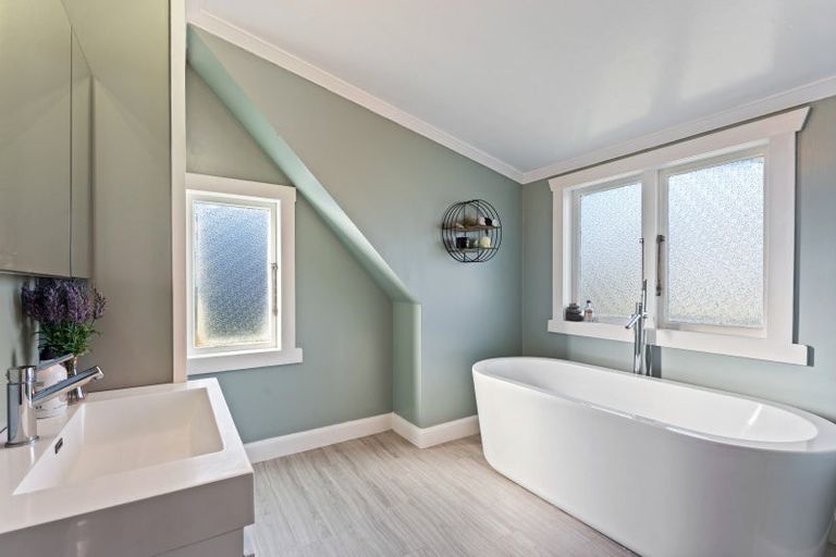 Photo of property in 130 Anzac Parade, Whanganui East, Whanganui, 4500