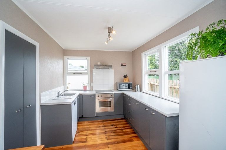 Photo of property in 110a Pahiatua Street, Hokowhitu, Palmerston North, 4410
