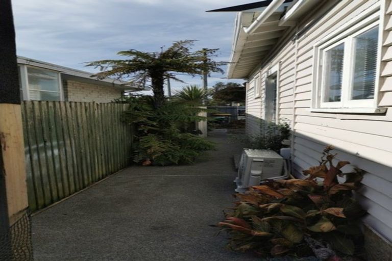 Photo of property in 68 Estuary Road, New Brighton, Christchurch, 8061
