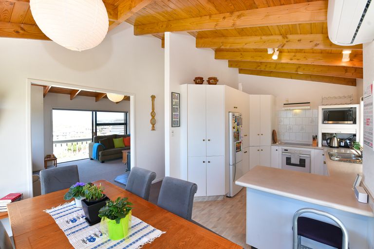 Photo of property in 11b Orewa Heights Crescent, Orewa, 0931