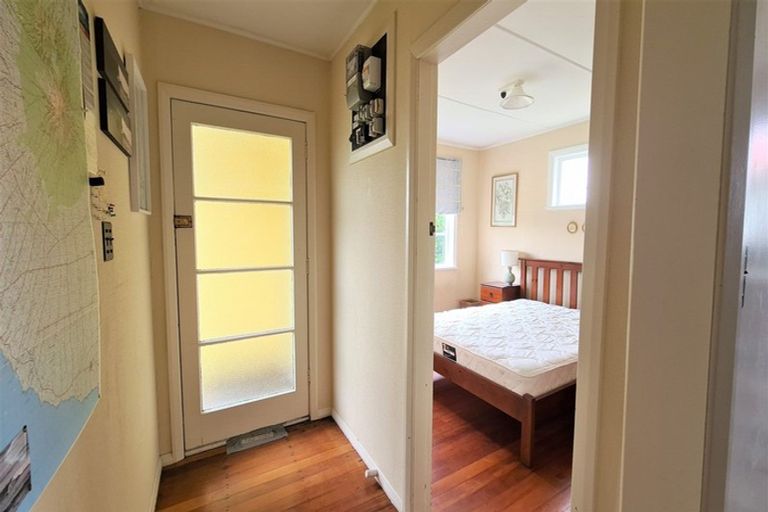 Photo of property in 82 Domett Street, Opunake, 4616