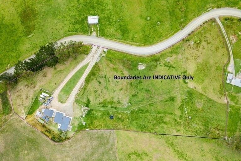 Photo of property in 29 Massey Road, Waipu, 0582