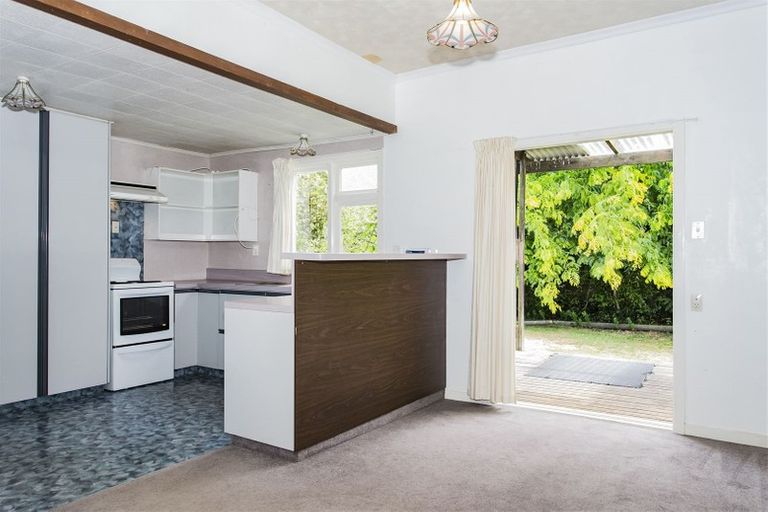 Photo of property in 9 Bank Street, Amberley, 7410