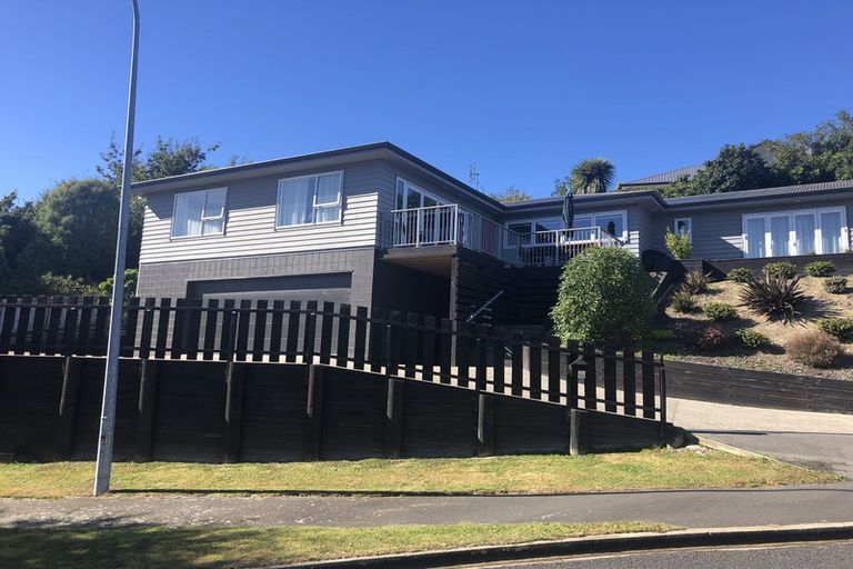 Photo of property in 1 Portland Place, Shiel Hill, Dunedin, 9013