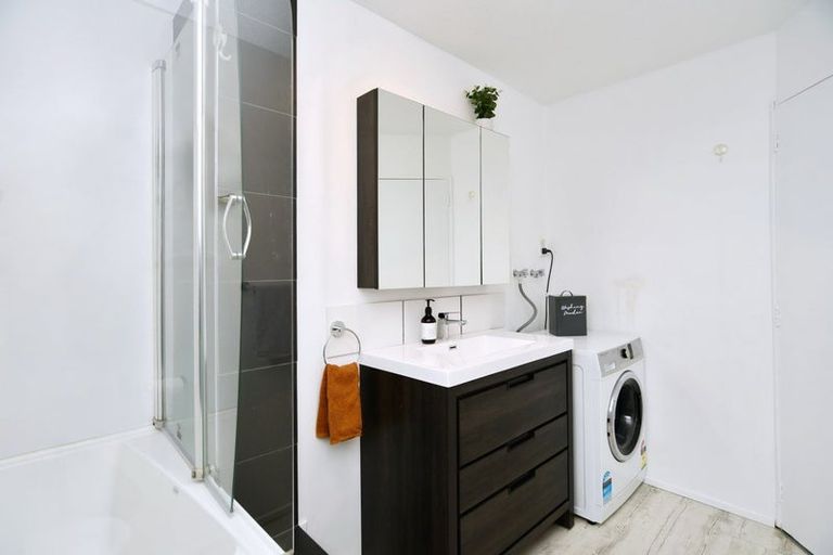 Photo of property in 4/11 Burns Street, Sydenham, Christchurch, 8023