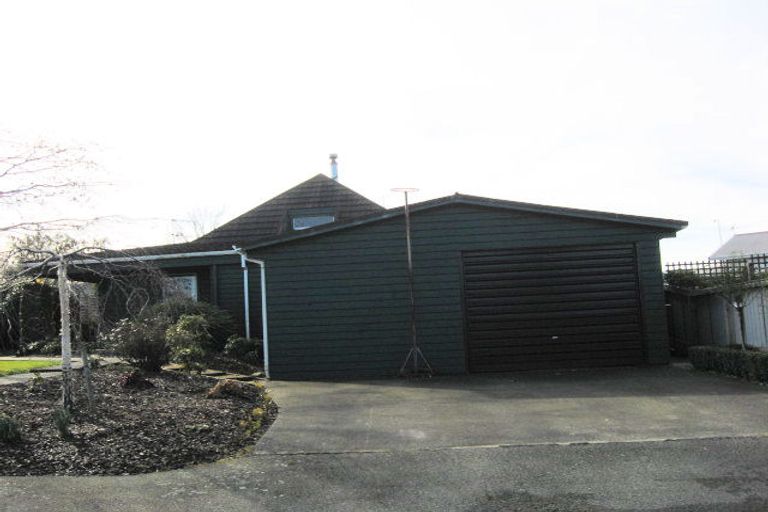 Photo of property in 12 Waterford Drive, Winton, 9720