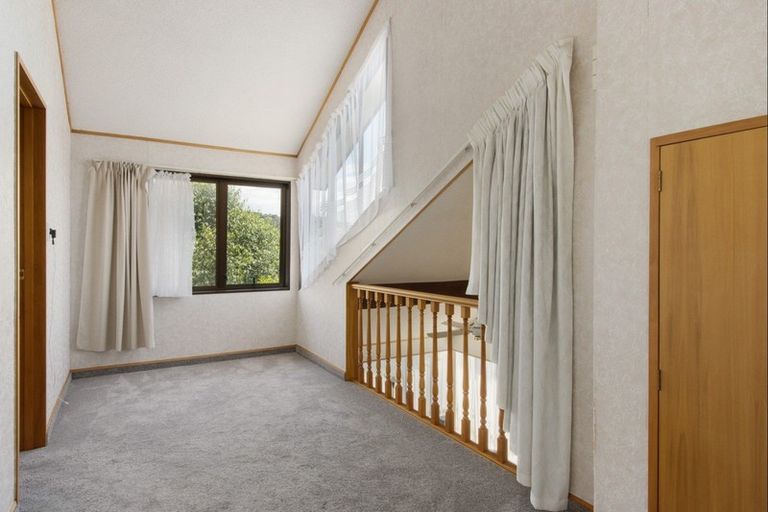 Photo of property in 29 Roskilda Crescent, Taradale, Napier, 4112