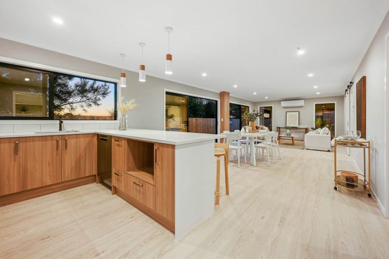 Photo of property in 30a Alison Street, Hamilton Lake, Hamilton, 3204