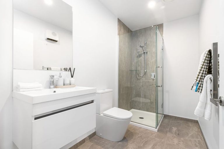 Photo of property in 17 Malaga Crescent, Harewood, Christchurch, 8051