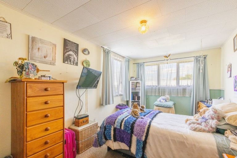 Photo of property in 34 Waverley Street, Waipawa, 4210