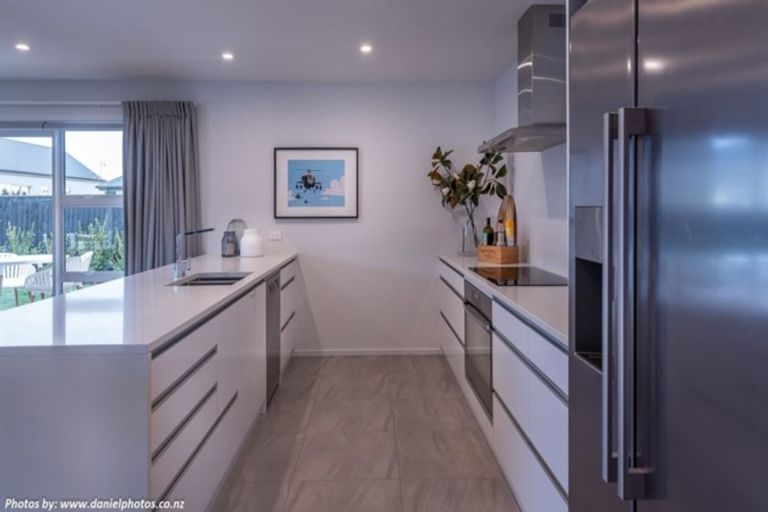 Photo of property in 19 Kingsdowne Drive, West Melton, 7618