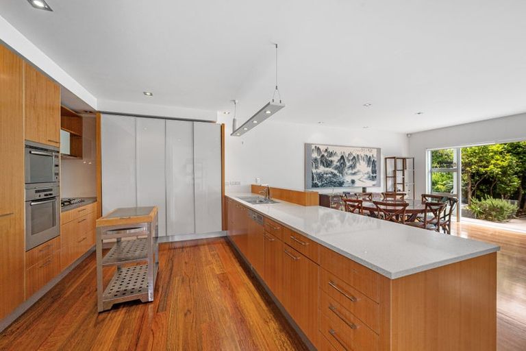 Photo of property in 5/258 Hurstmere Road, Takapuna, Auckland, 0622