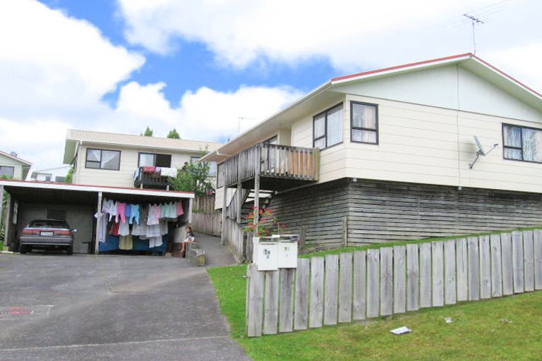 Photo of property in 15 Maywood Crescent, Glen Eden, Auckland, 0602