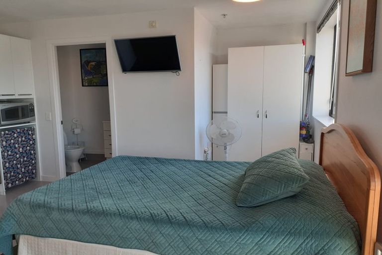 Photo of property in Southern Cross Apartments, 501/35 Abel Smith Street, Te Aro, Wellington, 6011