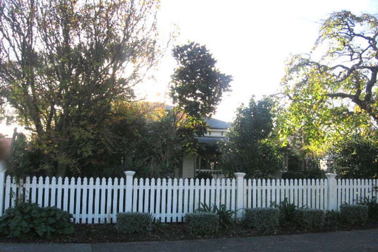 Photo of property in 3/83 Penrose Street, Woburn, Lower Hutt, 5010