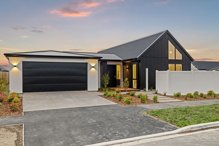 Photo of property in 44 Timara Crescent, Marshland, Christchurch, 8083