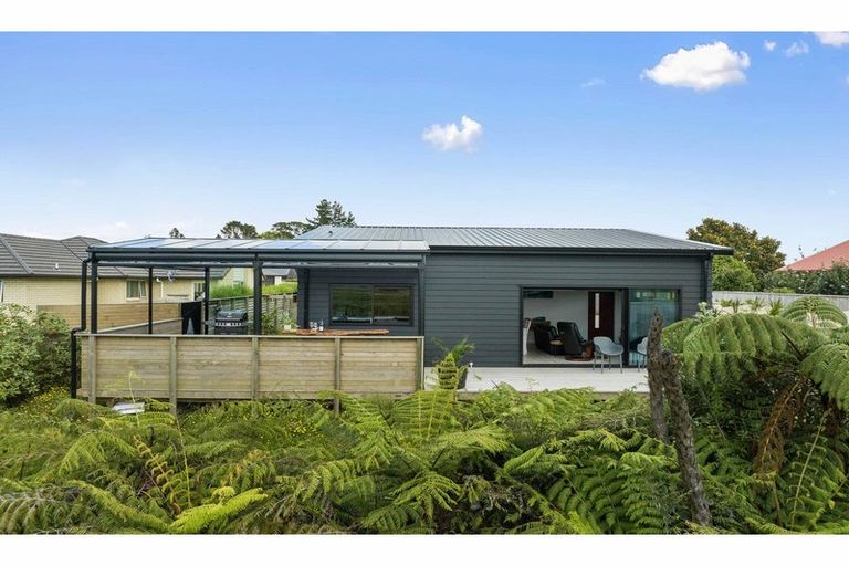 Photo of property in 10 Spinnaker Lane, Mangawhai, 0505