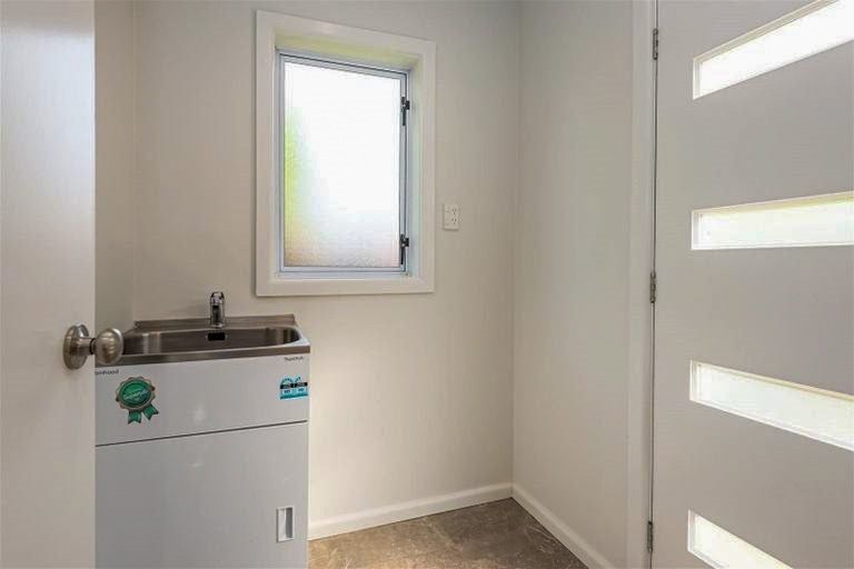 Photo of property in 27 Bishopsworth Street, Hillsborough, Christchurch, 8022