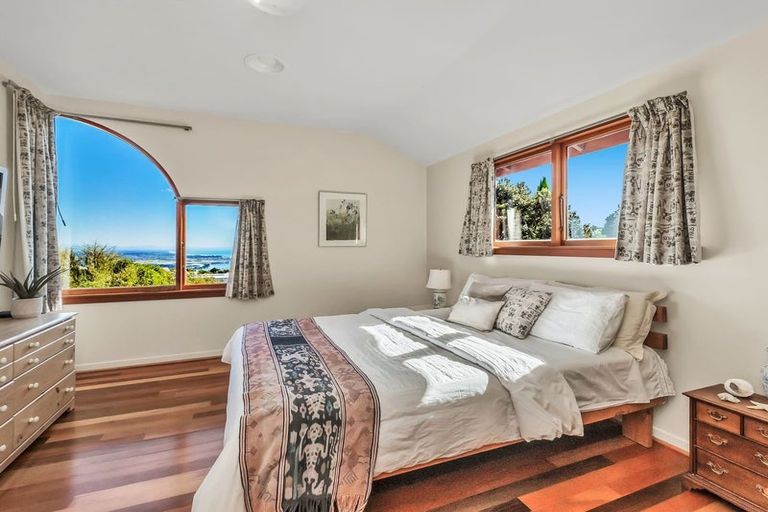 Photo of property in 262 Major Hornbrook Road, Mount Pleasant, Christchurch, 8081