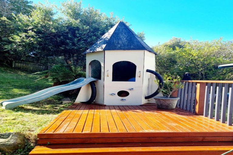 Photo of property in 12 The Yardarm, Whitby, Porirua, 5024