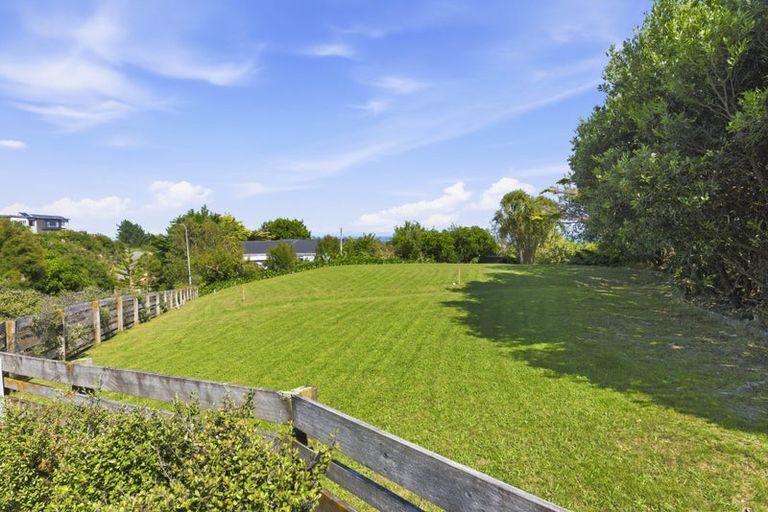 Photo of property in 7 Countryridge Close, Paraparaumu, 5032
