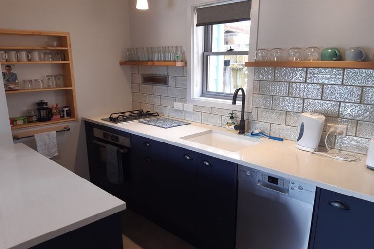 Photo of property in 10 Alexander Road, Raumati Beach, Paraparaumu, 5032