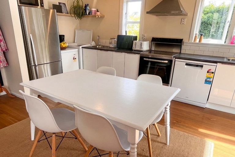 Photo of property in 7 Celia Street, Redcliffs, Christchurch, 8081