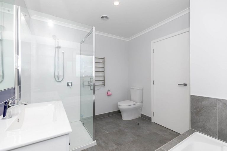 Photo of property in 138c Tuhikaramea Road, Dinsdale, Hamilton, 3204