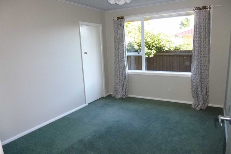 Photo of property in 46 Grahams Road, Ilam, Christchurch, 8041