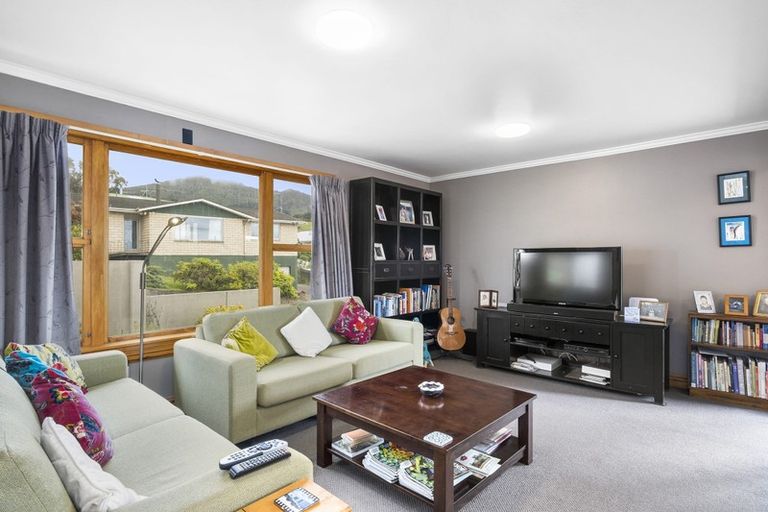 Photo of property in 7 Springdon Avenue, Sawyers Bay, Port Chalmers, 9023