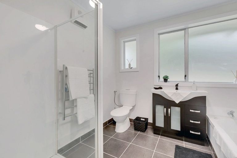 Photo of property in 45 Rongomau Lane, Raumati South, Paraparaumu, 5032