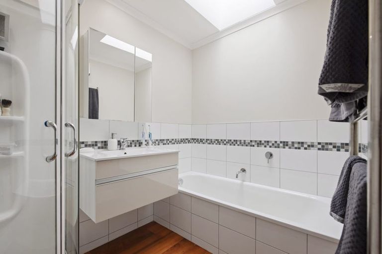 Photo of property in 33 Crofton Road, Ngaio, Wellington, 6035